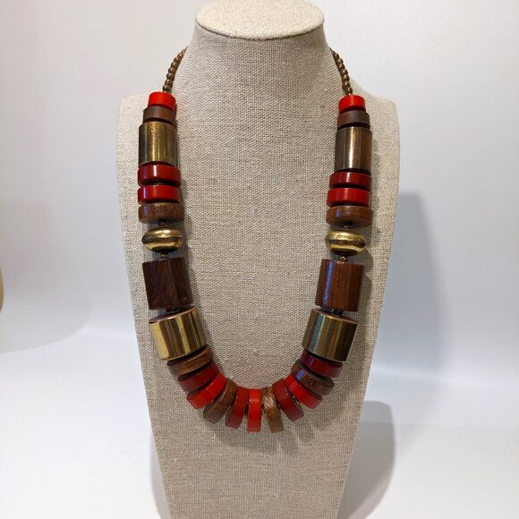 Vintage Chunky Wood Metal Brown Red Rust Bead Statement Necklace Boho Casual - Picture 1 of 4